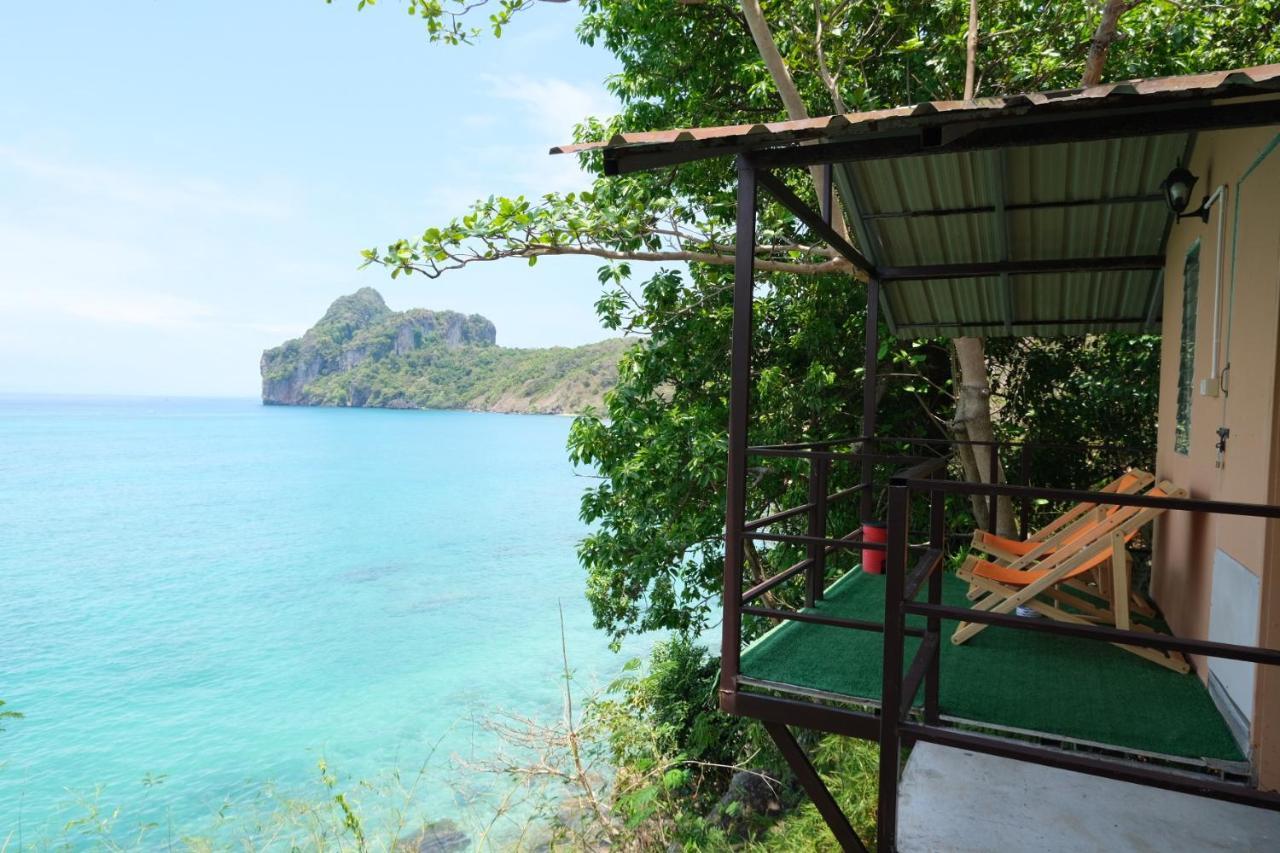Phi Phi Seaside Bungalow Exterior foto